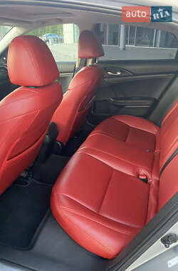Седан Honda Insight 2019 в 