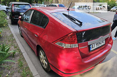 Хэтчбек Honda Insight 2009 в Вишневом