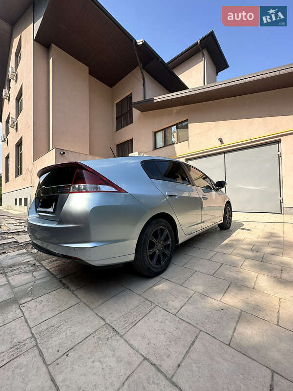 Хэтчбек Honda Insight 2012 в Киеве фото 5 Хэтчбек Honda Insight 2012 в Киеве