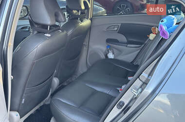 Хэтчбек Honda Insight 2010 в 