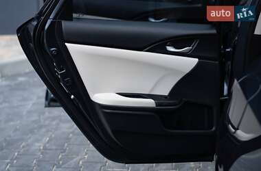 Седан Honda Insight 2018 в 