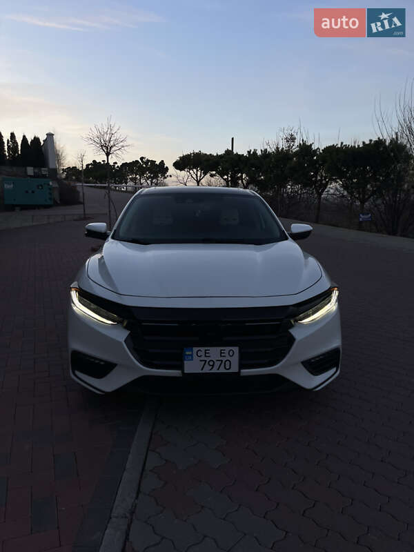 Седан Honda Insight 2018 в Чернівцях