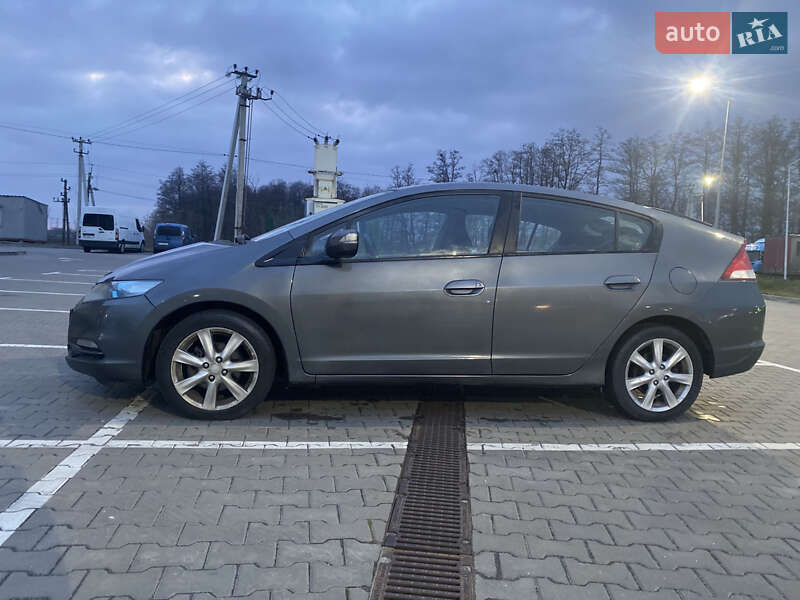 Хэтчбек Honda Insight 2010 в Киеве фото 5 Хэтчбек Honda Insight 2010 в Киеве