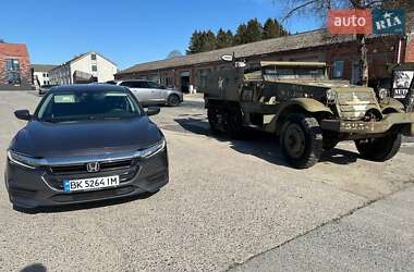 Седан Honda Insight 2021 в 