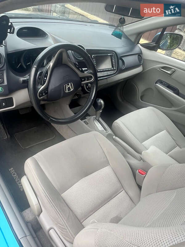 Хэтчбек Honda Insight 2009 в Сарнах