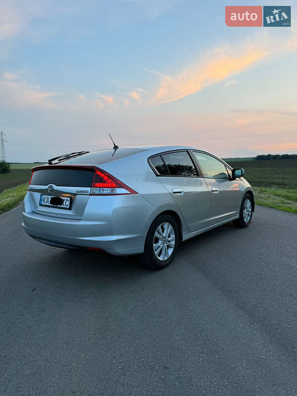 Хетчбек Honda Insight 2012 в Смілі