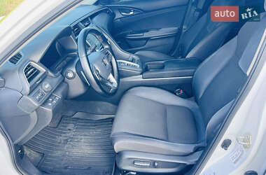 Седан Honda Insight 2020 в 