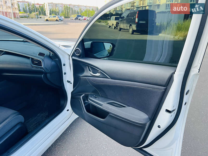 Седан Honda Insight 2020 в Николаеве