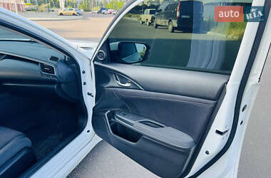 Седан Honda Insight 2020 в 
