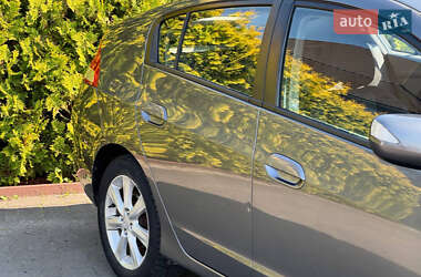 Хетчбек Honda Insight 2010 в 