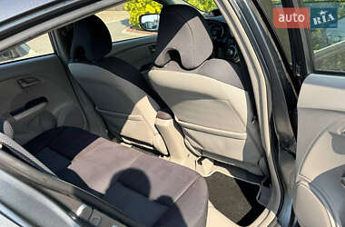 Хетчбек Honda Insight 2010 в 