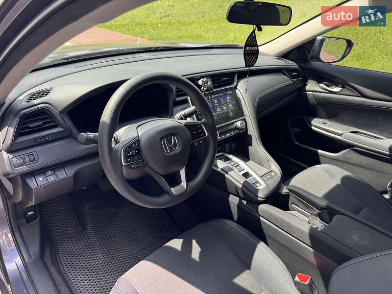 Седан Honda Insight 2022 в Киеве