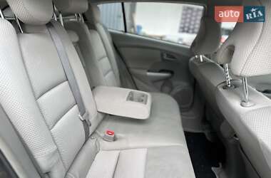 Хэтчбек Honda Insight 2010 в 