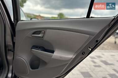 Хэтчбек Honda Insight 2010 в 