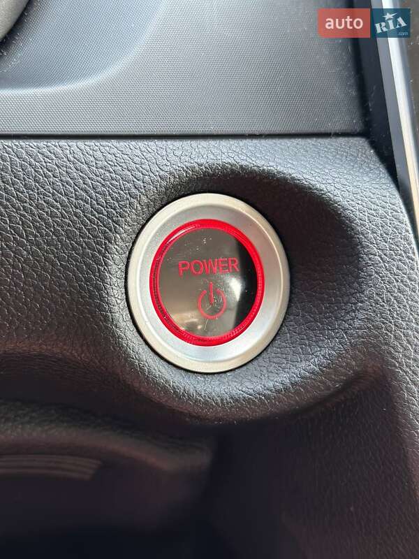 Седан Honda Insight 2018 в Луцке