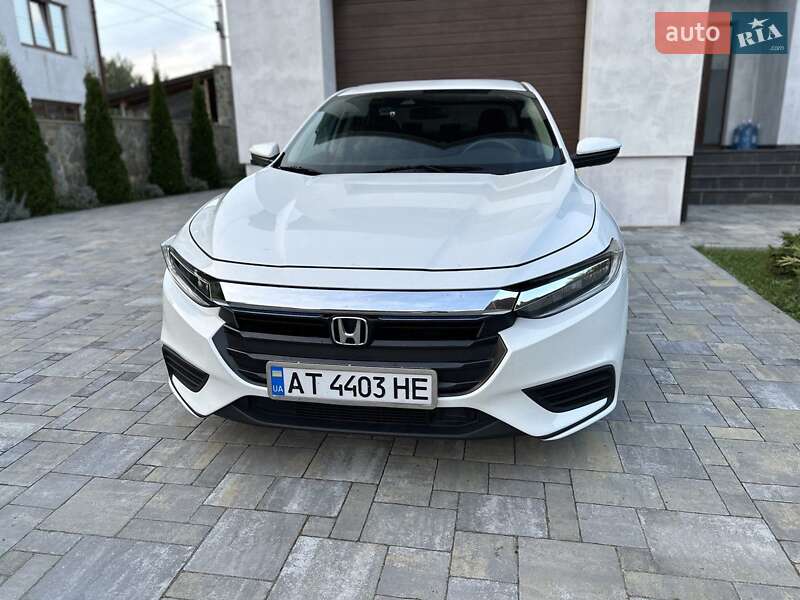 Седан Honda Insight 2018 в Львові