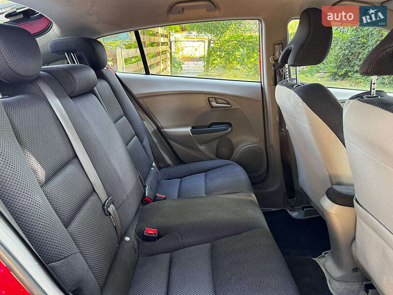 Хэтчбек Honda Insight 2009 в Киеве фото 23 Хэтчбек Honda Insight 2009 в Киеве
