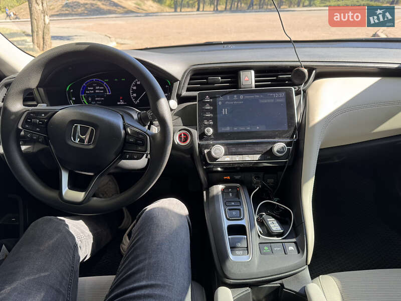 Седан Honda Insight 2021 в Кропивницком