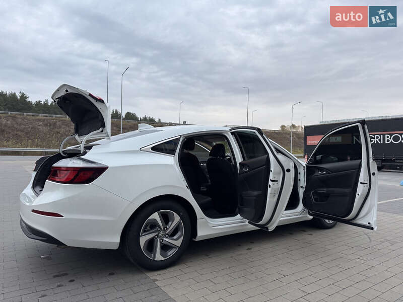Седан Honda Insight 2020 в Киеве