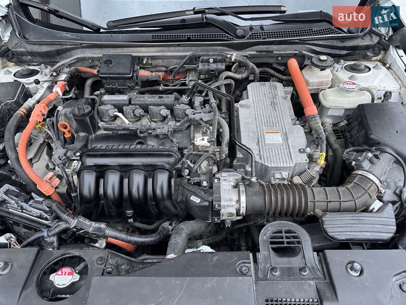 Седан Honda Insight 2020 в Киеве