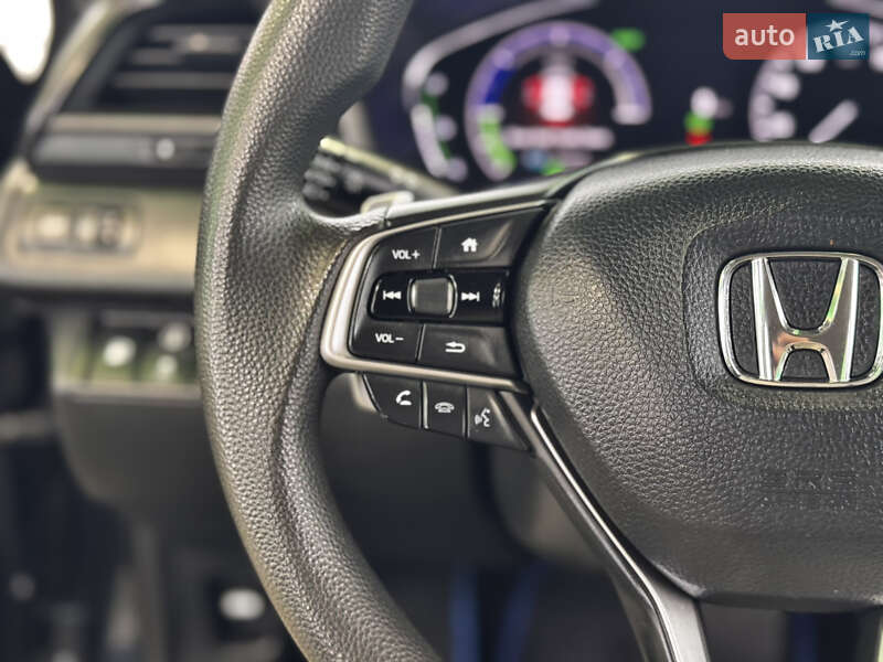 Седан Honda Insight 2019 в Одессе