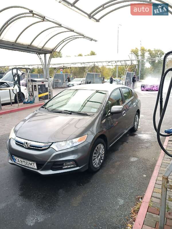 Хэтчбек Honda Insight 2014 в Киеве