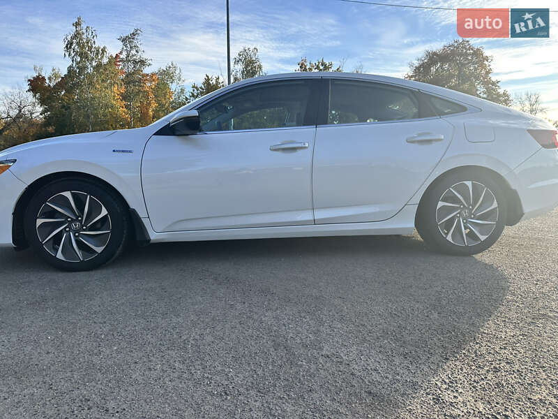 Седан Honda Insight 2018 в Киеве