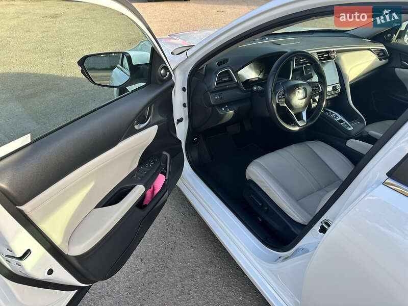 Седан Honda Insight 2018 в Киеве