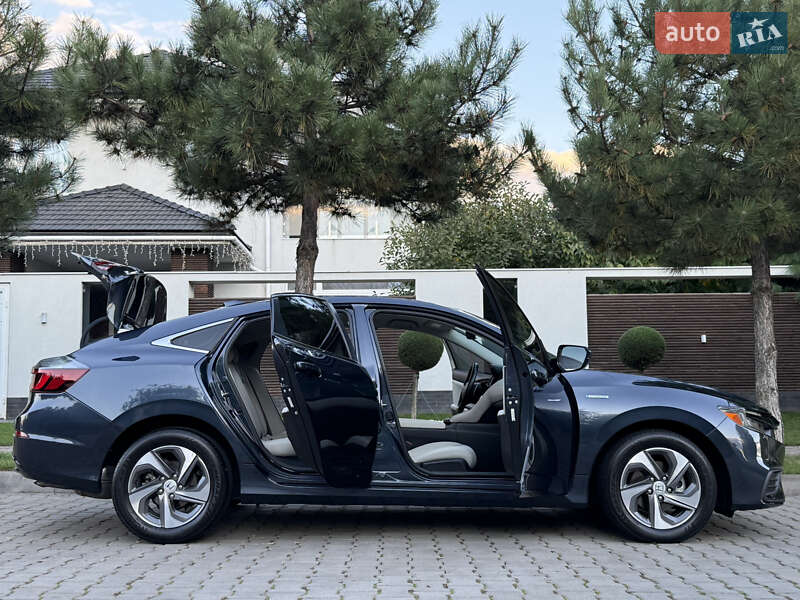 Седан Honda Insight 2018 в Одессе