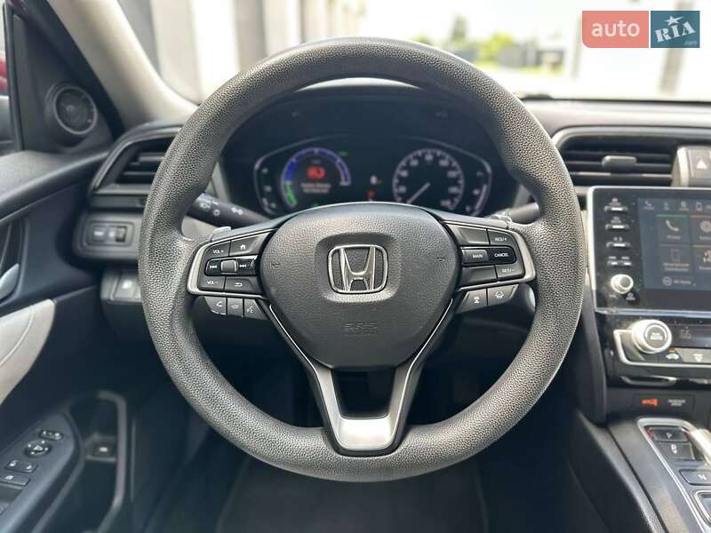 Седан Honda Insight 2018 в Луцке