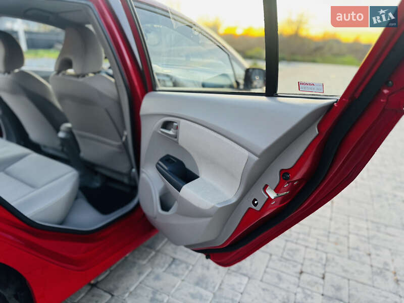 Хетчбек Honda Insight 2010 в Здолбуніві фото 37 Хетчбек Honda Insight 2010 в Здолбуніві