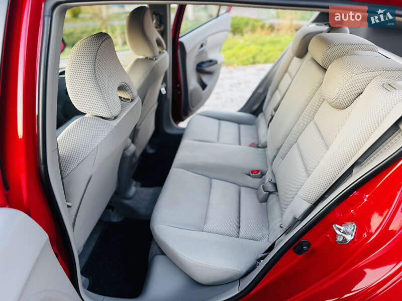 Хетчбек Honda Insight 2010 в Здолбуніві