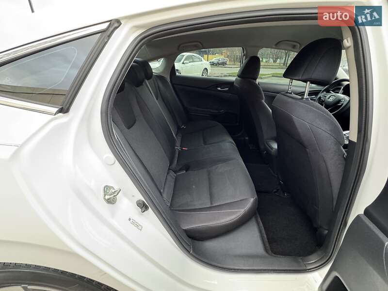 Седан Honda Insight 2018 в Дніпрі