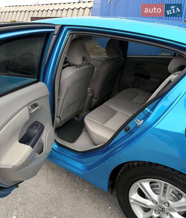 Хэтчбек Honda Insight 2009 в Запорожье