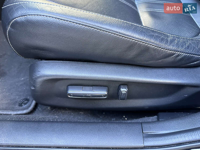 Седан Honda Insight 2020 в Києві