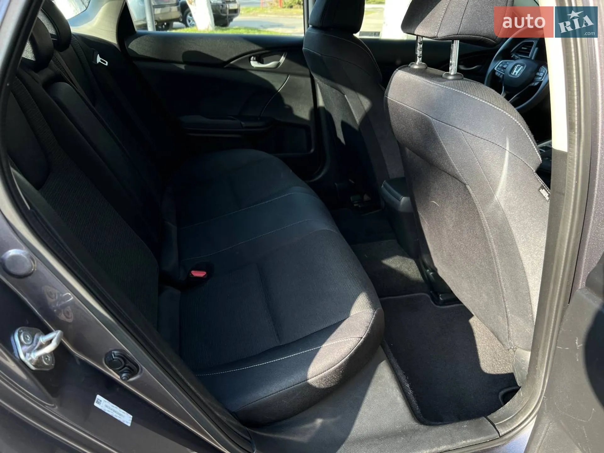2019 Honda Insight - мініатюра 16