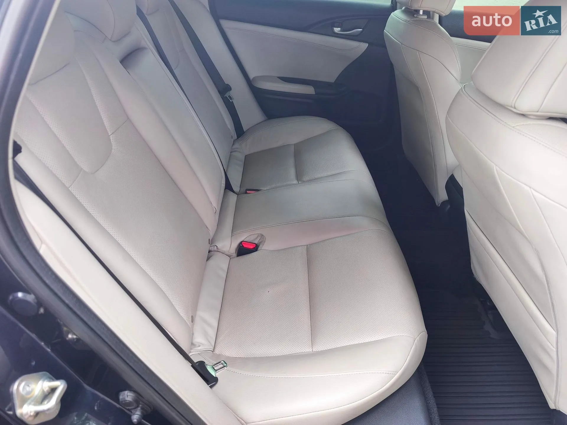 2019 Honda Insight - мініатюра 12