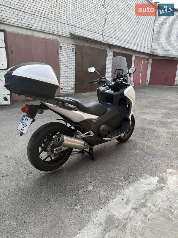 Макси-скутер Honda Integra 750 2015 в Киеве