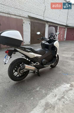 Макси-скутер Honda Integra 750 2015 в 