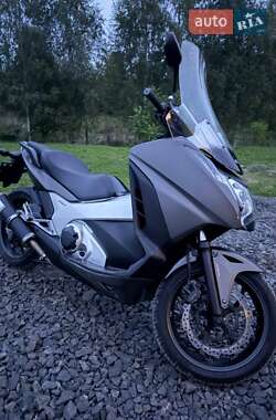 Макси-скутер Honda Integra 750 2014 в 