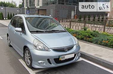 Хэтчбек Honda Jazz 2008 в Киеве