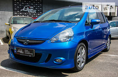 Хэтчбек Honda Jazz 2008 в Киеве