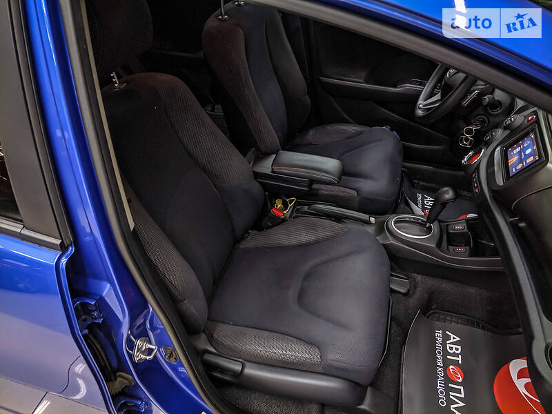 Хэтчбек Honda Jazz 2012 в Черновцах