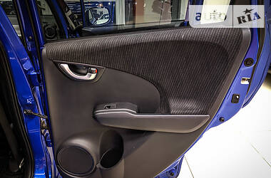 Хетчбек Honda Jazz 2012 в 