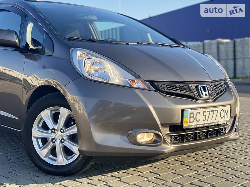 Хетчбек Honda Jazz 2011 в 