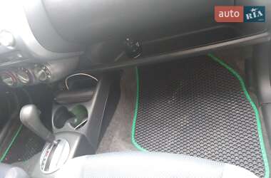 Хэтчбек Honda Jazz 2002 в 