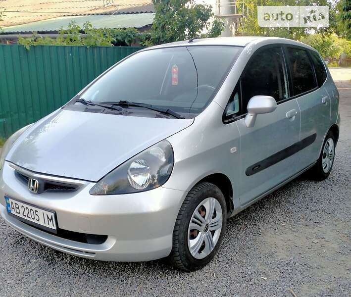 Хэтчбек Honda Jazz 2004 в Гнивани