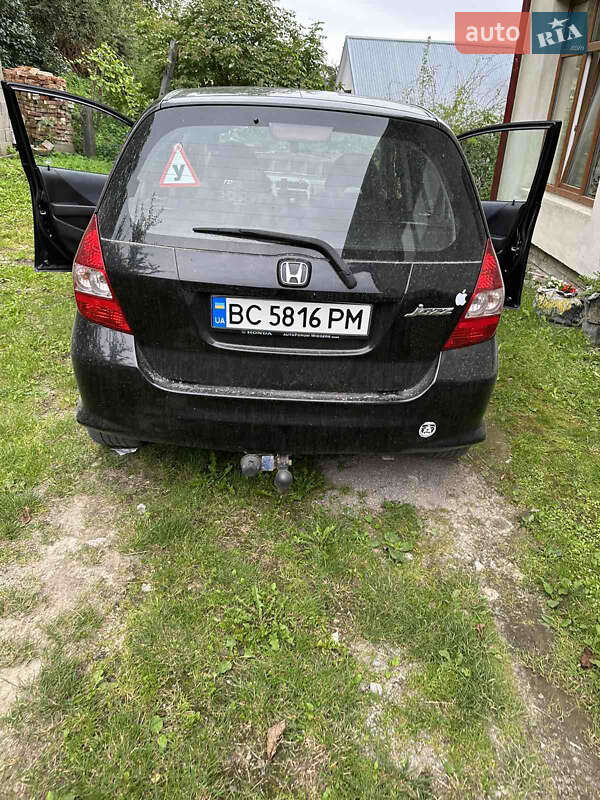 Хэтчбек Honda Jazz 2006 в Львове