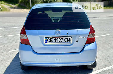 Хэтчбек Honda Jazz 2003 в Черновцах