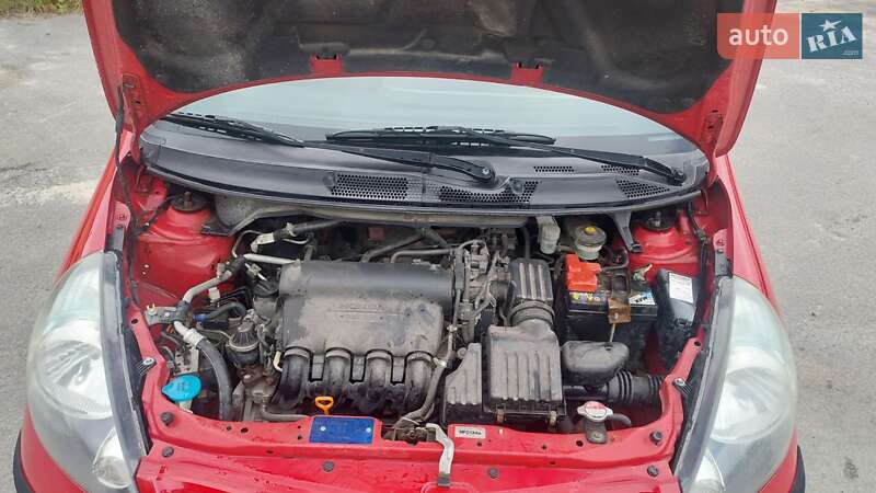 Хэтчбек Honda Jazz 2005 в Тернополе